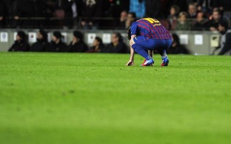 Chelsea loại Barca, Messi trở thành tội đồ